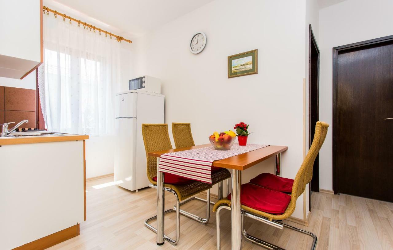 Apartmani Tamara Baška Bagian luar foto